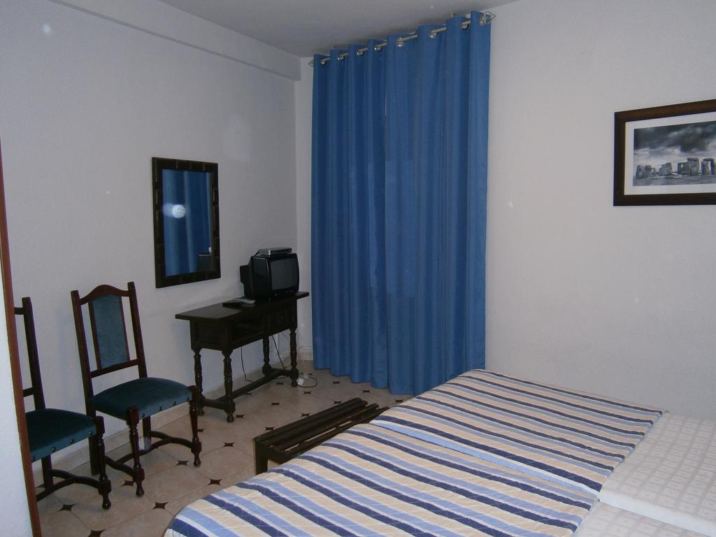 Hostal Residencia Avenida Cuenca  Exterior foto